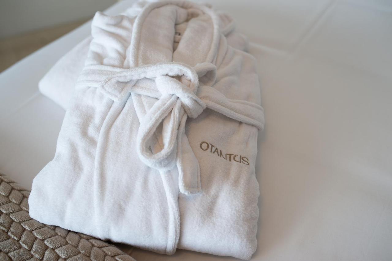 מורוס Otantus Hotel מראה חיצוני תמונה