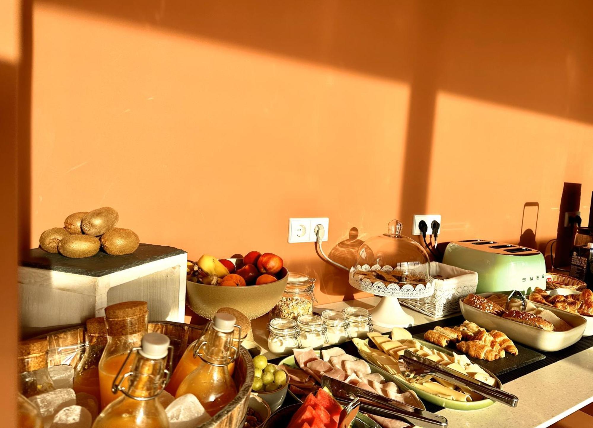 מורוס Otantus Hotel מראה חיצוני תמונה