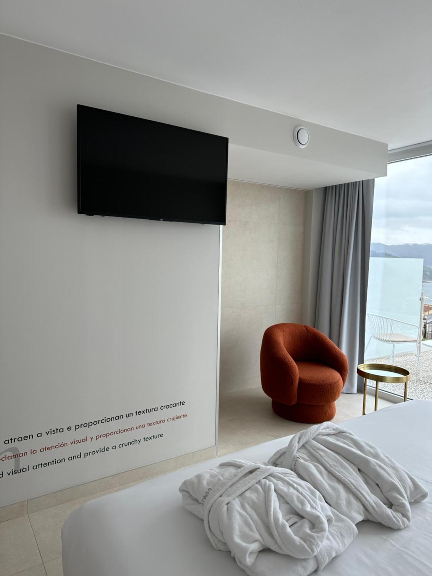 מורוס Otantus Hotel מראה חיצוני תמונה